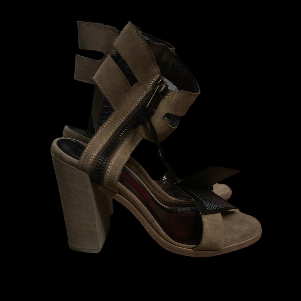 Diesel tan heels